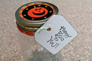 Ridiculously Easy Mason Jar Gifts