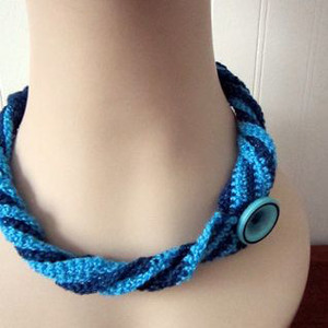Twisted Crochet Necklace