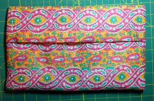 Super Quick and Easy Cosmetic Bag