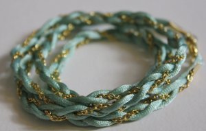 5 Minute Braided Bracelet