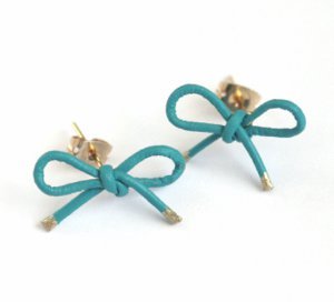 Unforgettable Bow Earrings