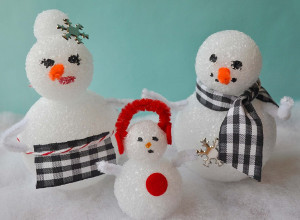 Adorable Snowmen Family