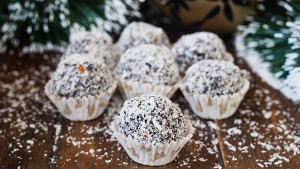 Classic Chocolate Rum Balls