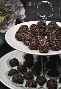 4-Ingredient Chocolate Rum Truffles