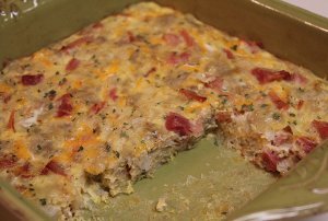 Cheesy Ham and Egg Casserole