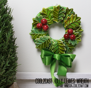 Holly Jolly Cool2Cast Christmas Wreath