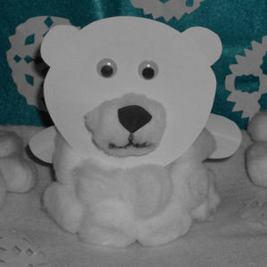 Paper Plate Polar Bear