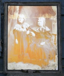 Distressed Vintage Photo and Frame