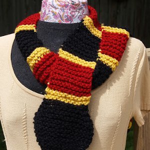 Garter Stitch Snake Scarf