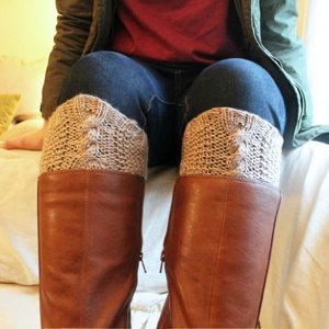 Seed Stitch & Cabled Boot Cuffs