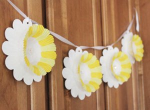 Springtime Baking Cup Banner