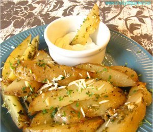 Slow Cooker Crispy Potato Wedges