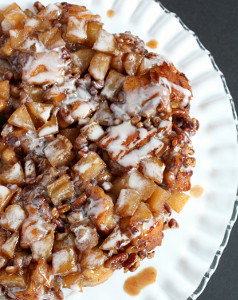 Gooey Apple Cinnamon Roll Cake