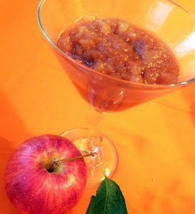 Midnight Snack Slow Cooker Applesauce
