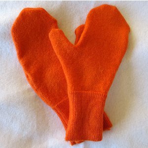 Super Simple Sweater Mittens