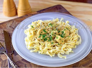 Slow Cooker Chicken Stroganoff For Four