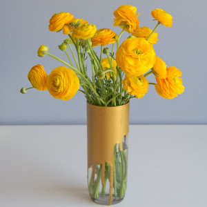 Monochromatic DIY Bouquet