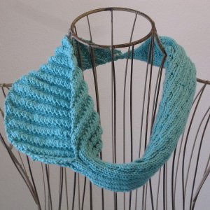 One Skein Ornamental Cowl