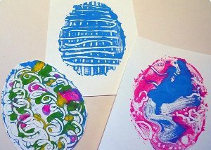 Easy Easter Egg Printmaking