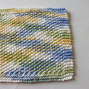 Spring Seed Stitch Dishcloth