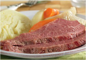 Mouthwatering Slow Cooked Corned Beef and Cabbage