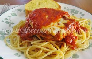 Slow Cooker Restaurant-Style Chicken Parmesan