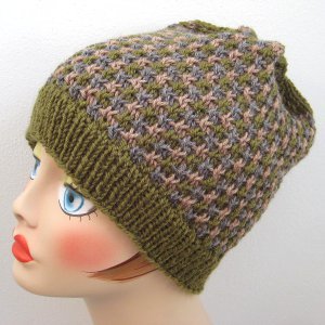 American Beauty Hat | AllFreeKnitting.com
