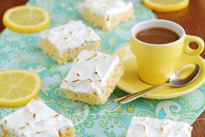 Luscious Lemon Meringue Rice Krispie Treats