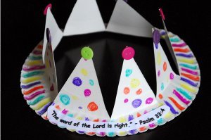 King Josiah Crown Paper Plate Crafts