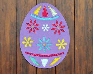 Easy Easter Egg Door Decoration