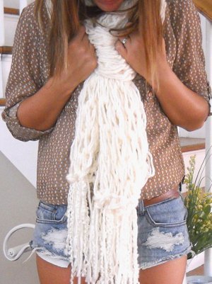 30 Minute Arm Knit Fringe Scarf