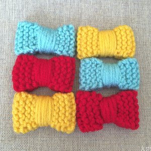 Garter Stitch Mini Bows