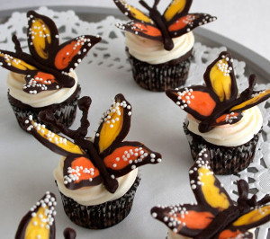 Butterfly Kisses Cupcake Toppers