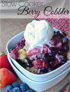 Slow Cooker Mixed Berry Cobbler