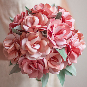 DIY Paper Rose Bouquet