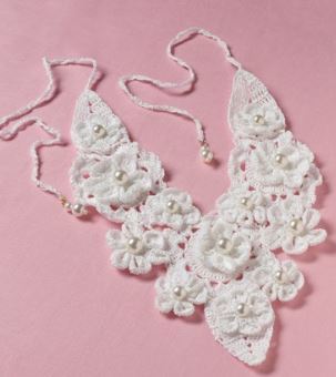 How to Crochet a Flower Necklace