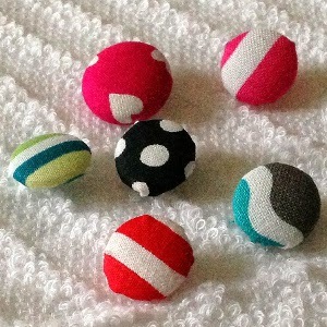 DIY Fabric Covered Buttons