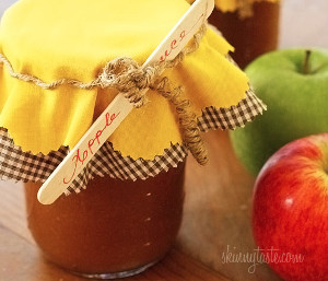 Skinny Slow Cooker Applesauce