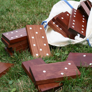 DIY Outdoor Dominoes