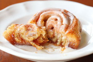 5-Ingredient Baby Cinnamon Buns