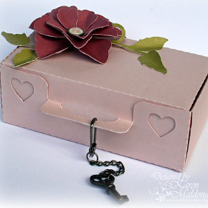 Die Cut 3D Heart Box