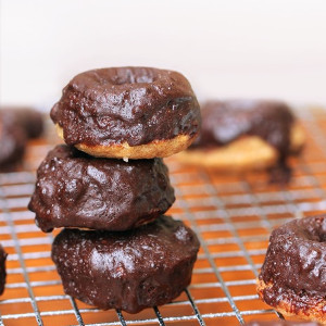 Healthy Homemade Entenmanns Chocolate Frosted Doughnuts