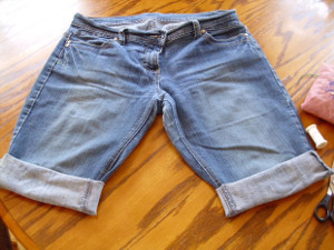 How to Crop Jeans | AllFreeHolidayCrafts.com