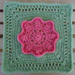 3D Pink Rose Granny Square Pattern