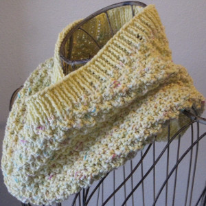 Mellow Yellow Cowl