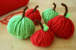 Adorable Mini Yarn Apples