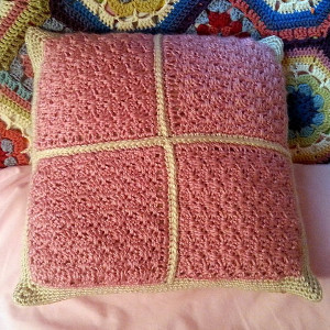 Small Fan Stitch Pillow Cover