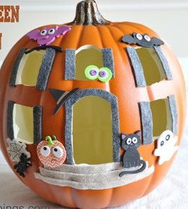 DIY Halloween Pumpkin House | AllFreeHolidayCrafts.com