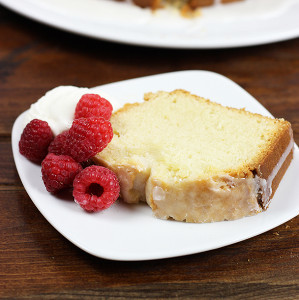 Peach Bellini Pound Cake