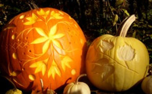 Must Make Illustrated Carved Pumpkins
